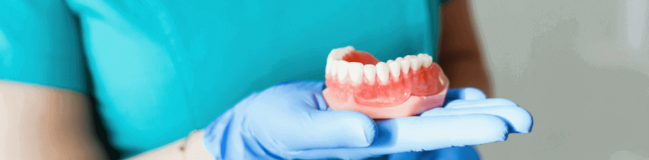 the most important dos and donts of denture care